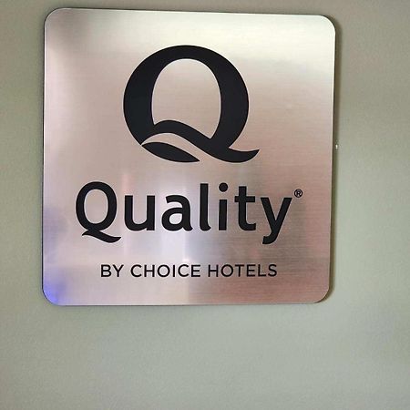 Quality Inn & Suites Somerset Buitenkant foto